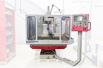 Kunzmann WF-4x3 - Fräsmaschine